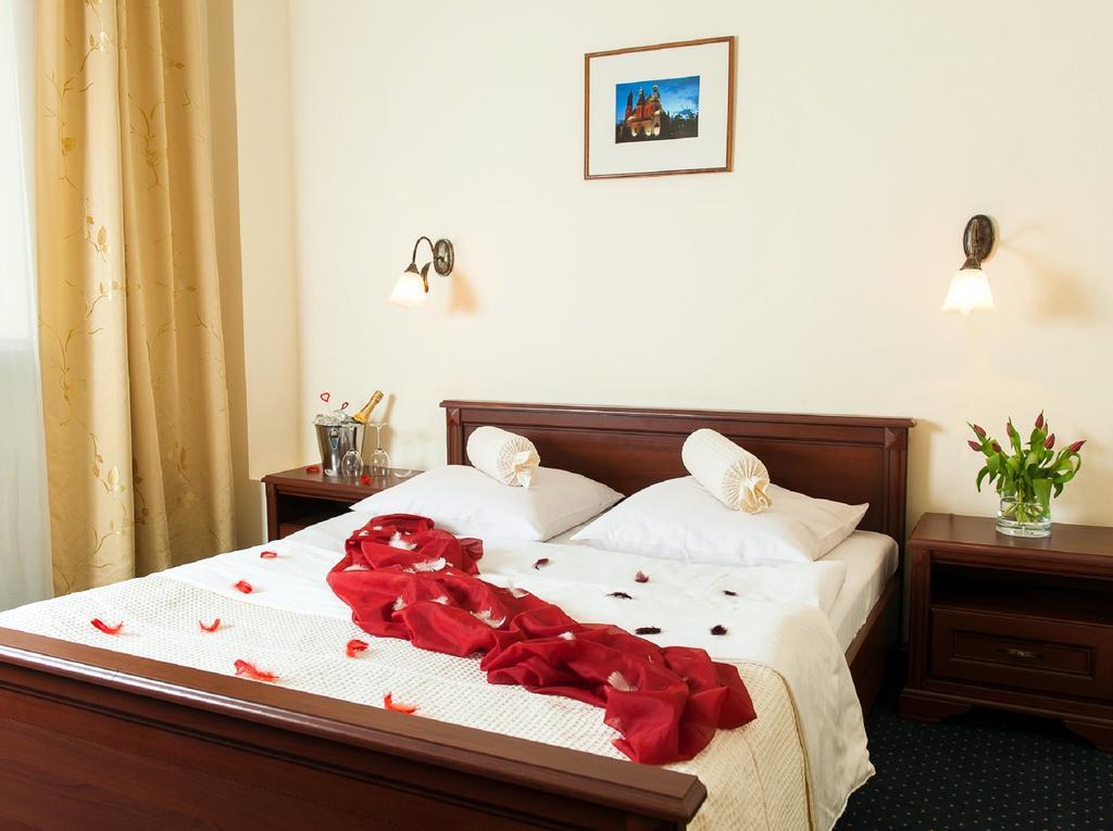 Hotel Arkadia Легница Номер фото