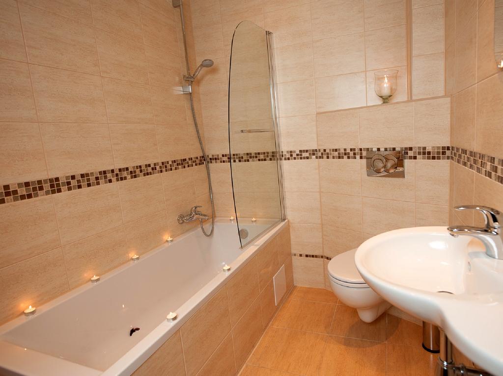 Hotel Arkadia Легница Номер фото