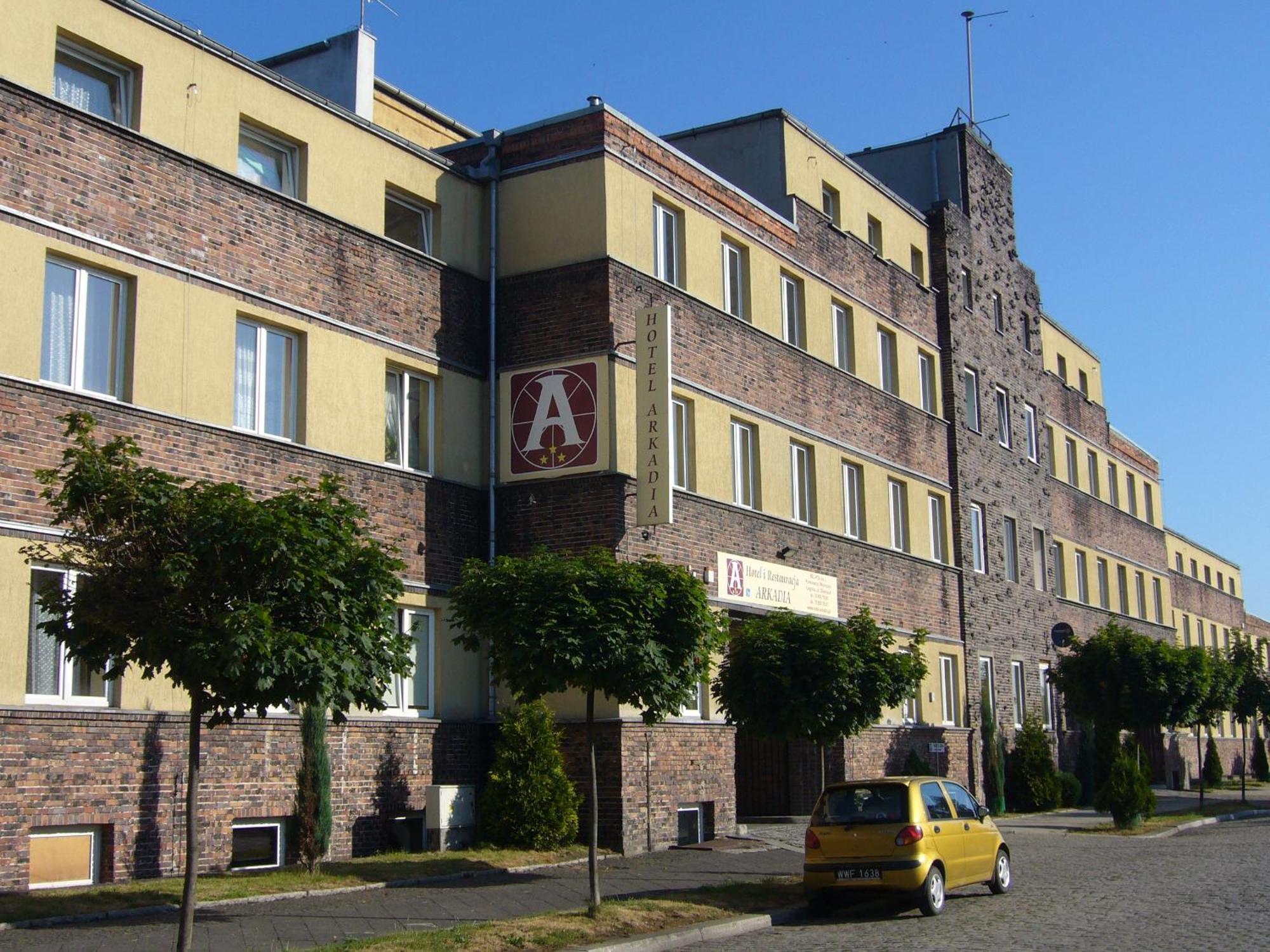 Hotel Arkadia Легница Экстерьер фото